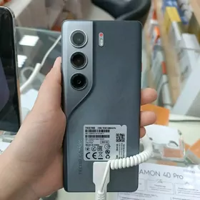 Tecno camon 40 pro