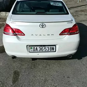 Toyota Avalon 2005