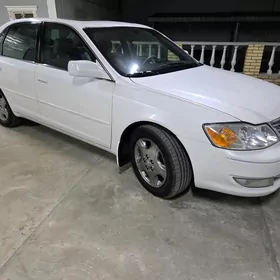 Toyota Avalon 2004