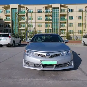 Toyota Camry 2013