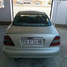 Daewoo Leganza 1998
