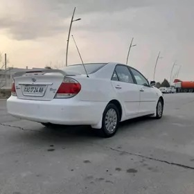 Toyota Camry 2005