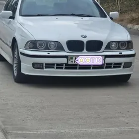 BMW 540 2019