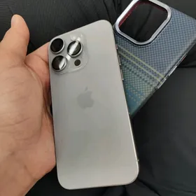 iPhone 15 pro titan 128GB