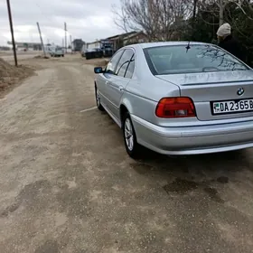 BMW E39 1998
