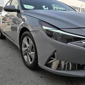 Hyundai Elantra 2021