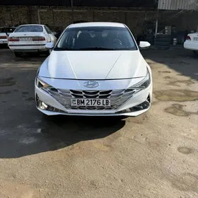 Hyundai Elantra 2021