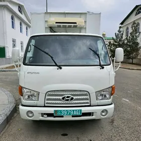 Hyundai H100 2013