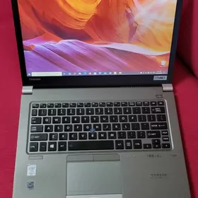 Ноутбук. Noutbuk Toshiba i5