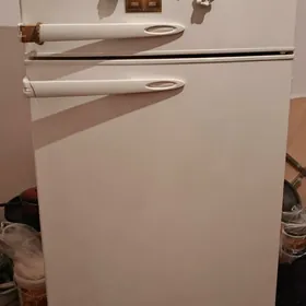 Beko haladilnik 450 litrlik