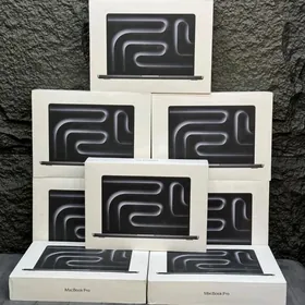 ️M5 MacBook Pro 2025 16-Ram️