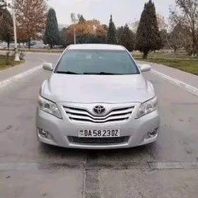 Toyota Camry 2010