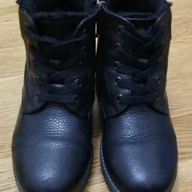 Кожаные сапожки