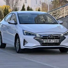 Hyundai Elantra 2019
