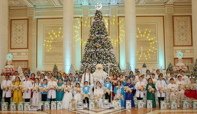 Gurbanguly Berdimuhamedow adyndaky haýyr-sahawat gaznasy körpeler üçin çäre gurady