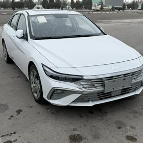 Hyundai Elantra 2025