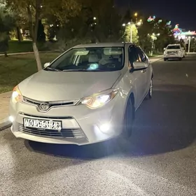 Toyota Corolla 2014