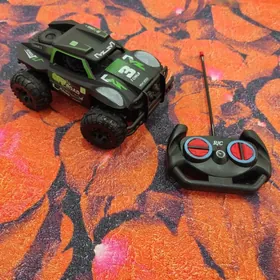 радиоуправляемая машина