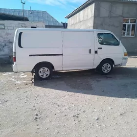Toyota Hiace 2001