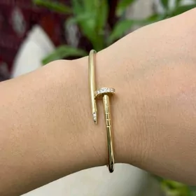 Gyzyl cartier braslet