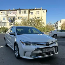 Toyota Avalon 2018