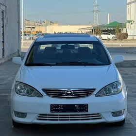 Toyota Camry 2004
