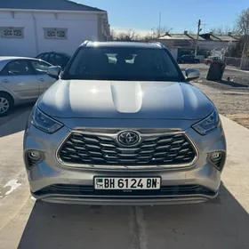 Toyota Highlander 2020