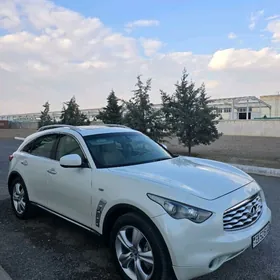 Infiniti FX35 2011