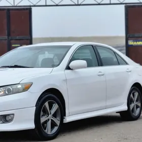 Toyota Camry 2011
