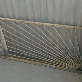 Продам решётку и разное