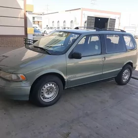 Nissan Quest 1995