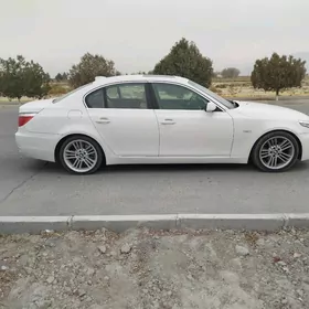 BMW 525 2008