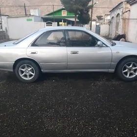 Nissan Bluebird 1994