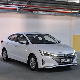 Hyundai Elantra 2019