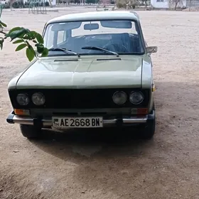 Lada 2106 1982