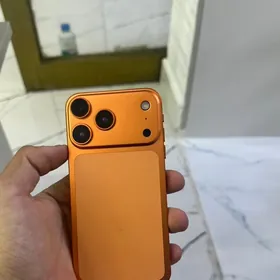 Iphone Xr 17 pro owurlen