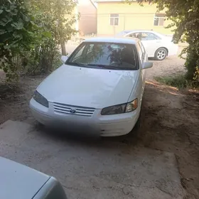 Toyota Camry 1997