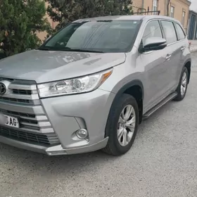 Toyota Highlander 2017