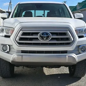 Toyota Tacoma 2021