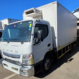 Mitsubishi Canter 2020