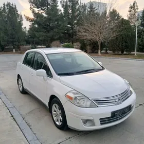 Nissan Versa 2010