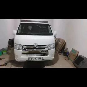 Toyota Hiace 2007