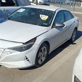 Hyundai Elantra 2021