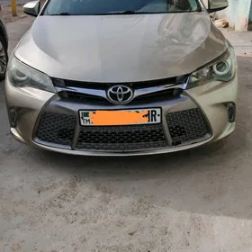 Toyota Camry 2016