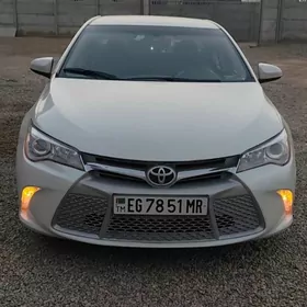 Toyota Camry 2017