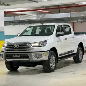 Toyota Hilux 2025