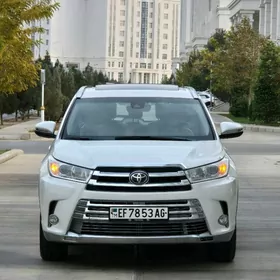 Toyota Highlander 2018