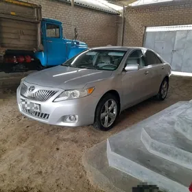Toyota Camry 2010