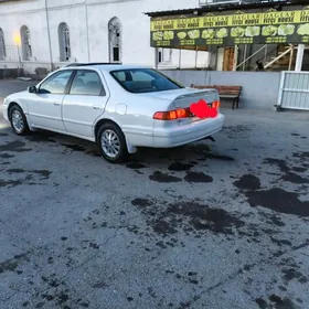 Toyota Camry 1998