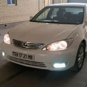Toyota Camry 2004